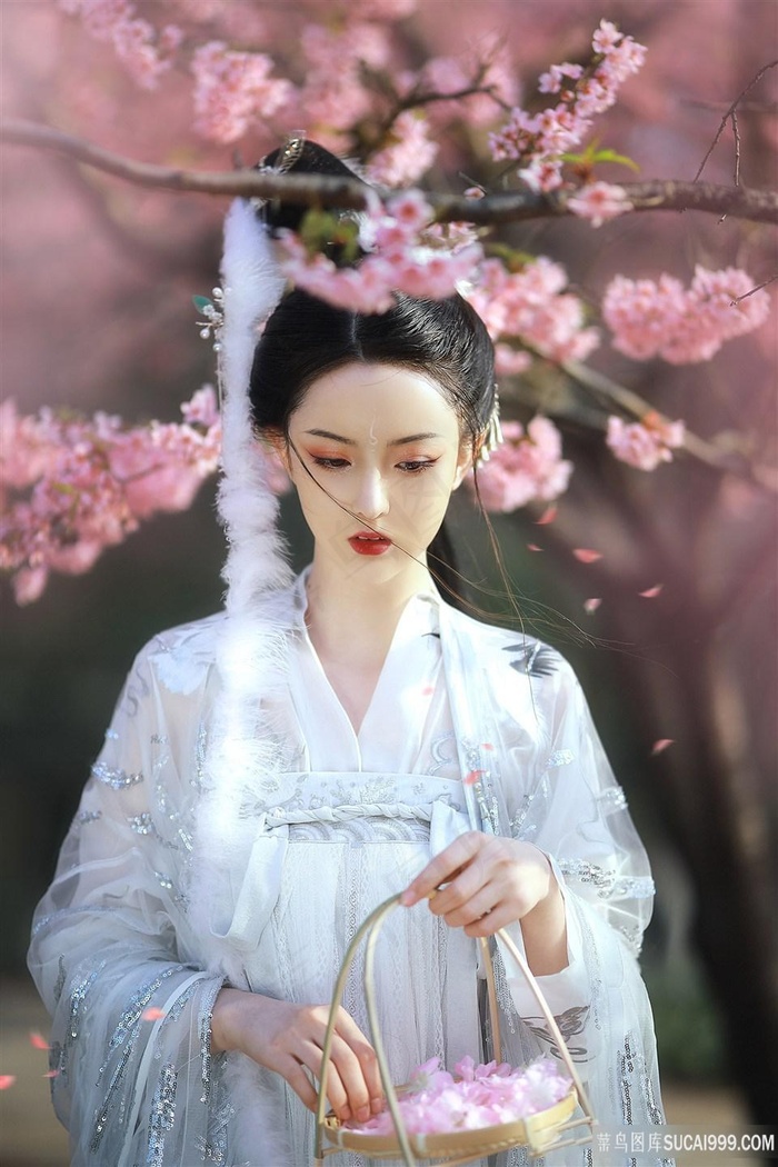 亲胸揉胸膜下刺激的免费视频欧美