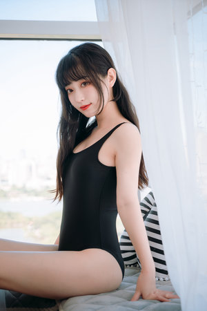 女人扒开腿让人桶爽动漫