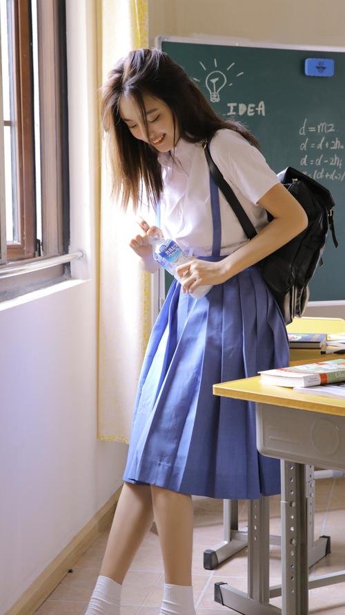 楚妃被踏仙君双腿