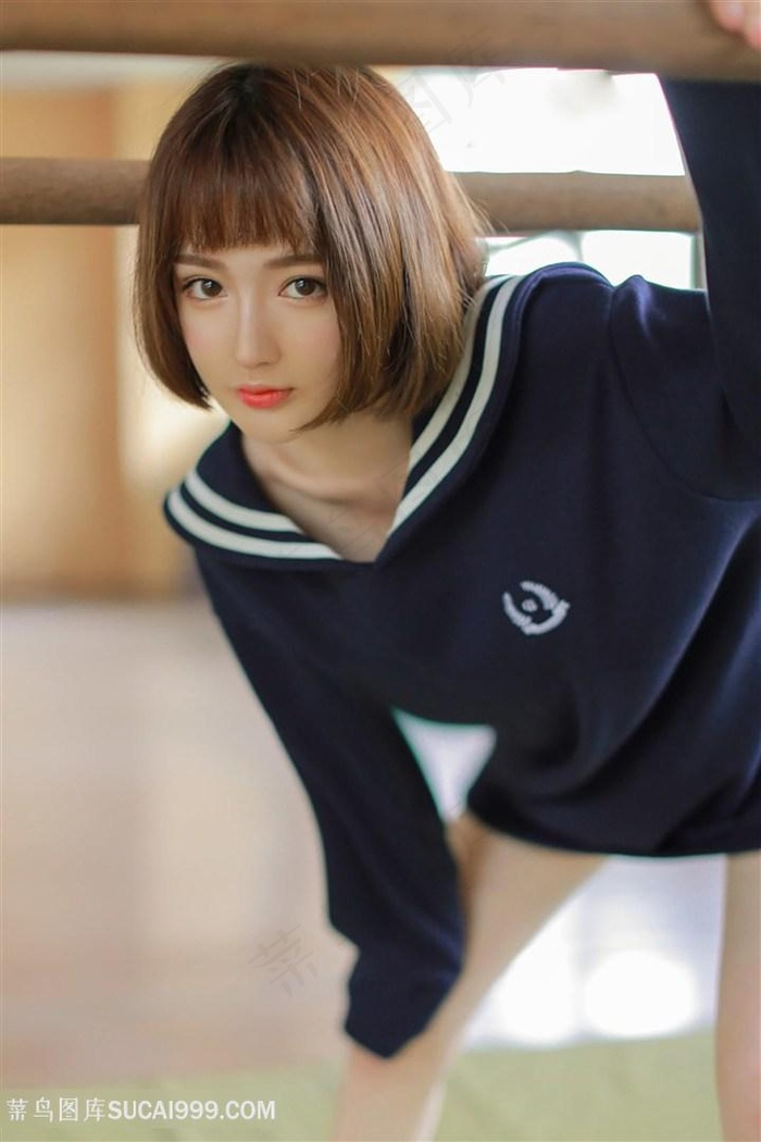 美女日批网站