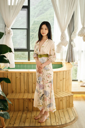 裸体美女午夜福利视频